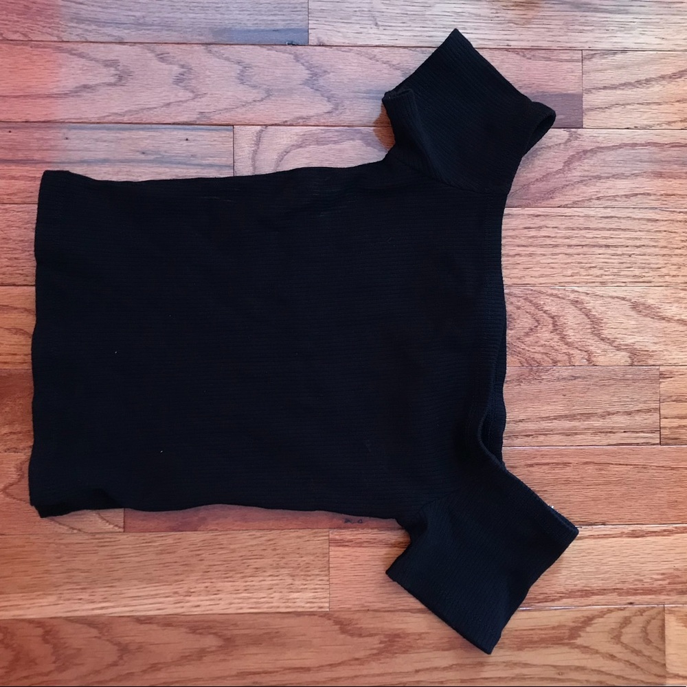 Black off the shoulder short sleeve